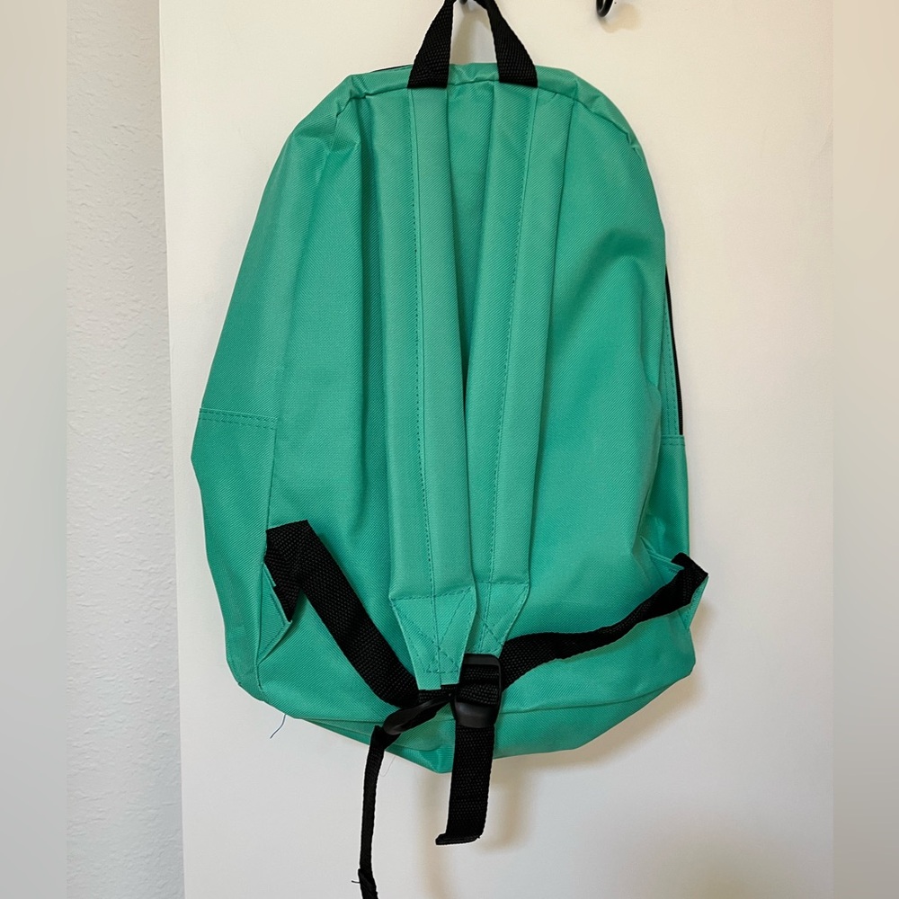 3 Backpacks - Picture 3 of 13